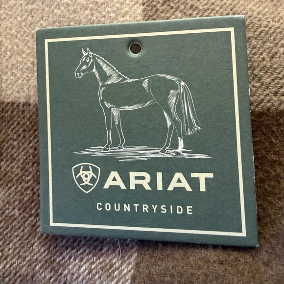 Ariat Women's Maryland Jacket in Brown and Cream Plaid size S - Picture 8 of 11